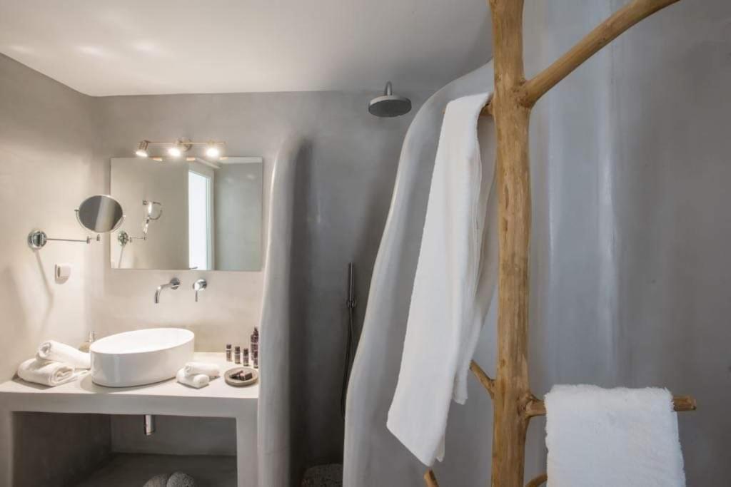 Jonaz Rooms & Suites Mykonos Town Buitenkant foto