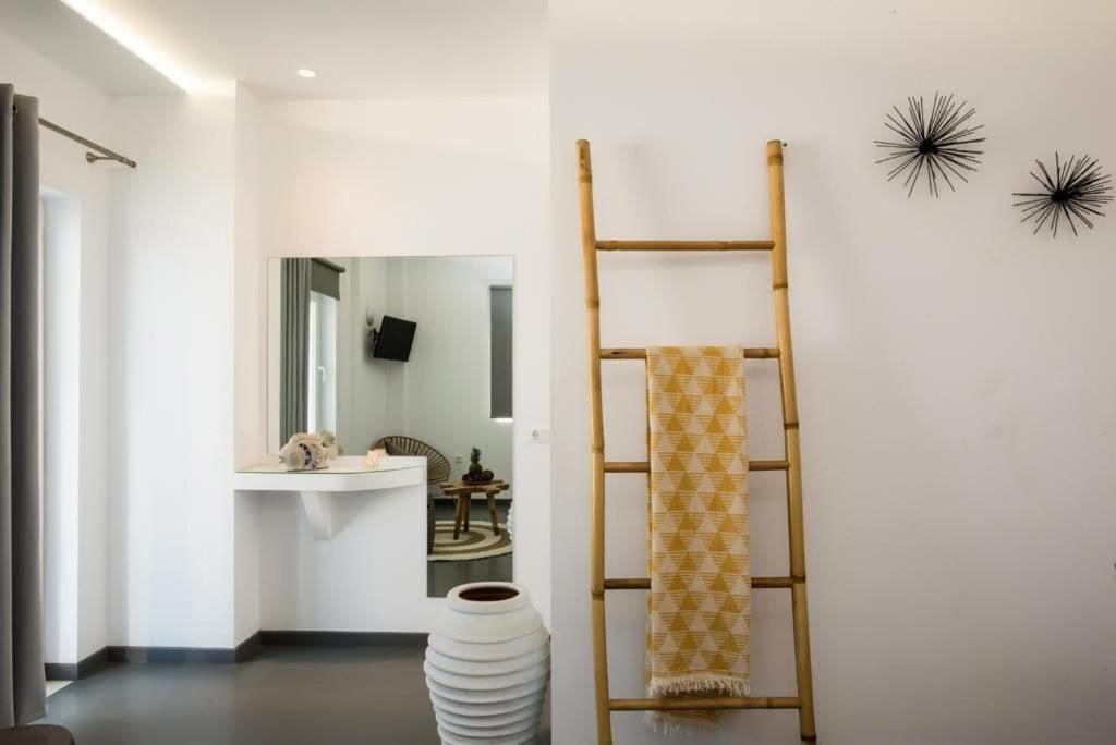 Jonaz Rooms & Suites Mykonos Town Buitenkant foto